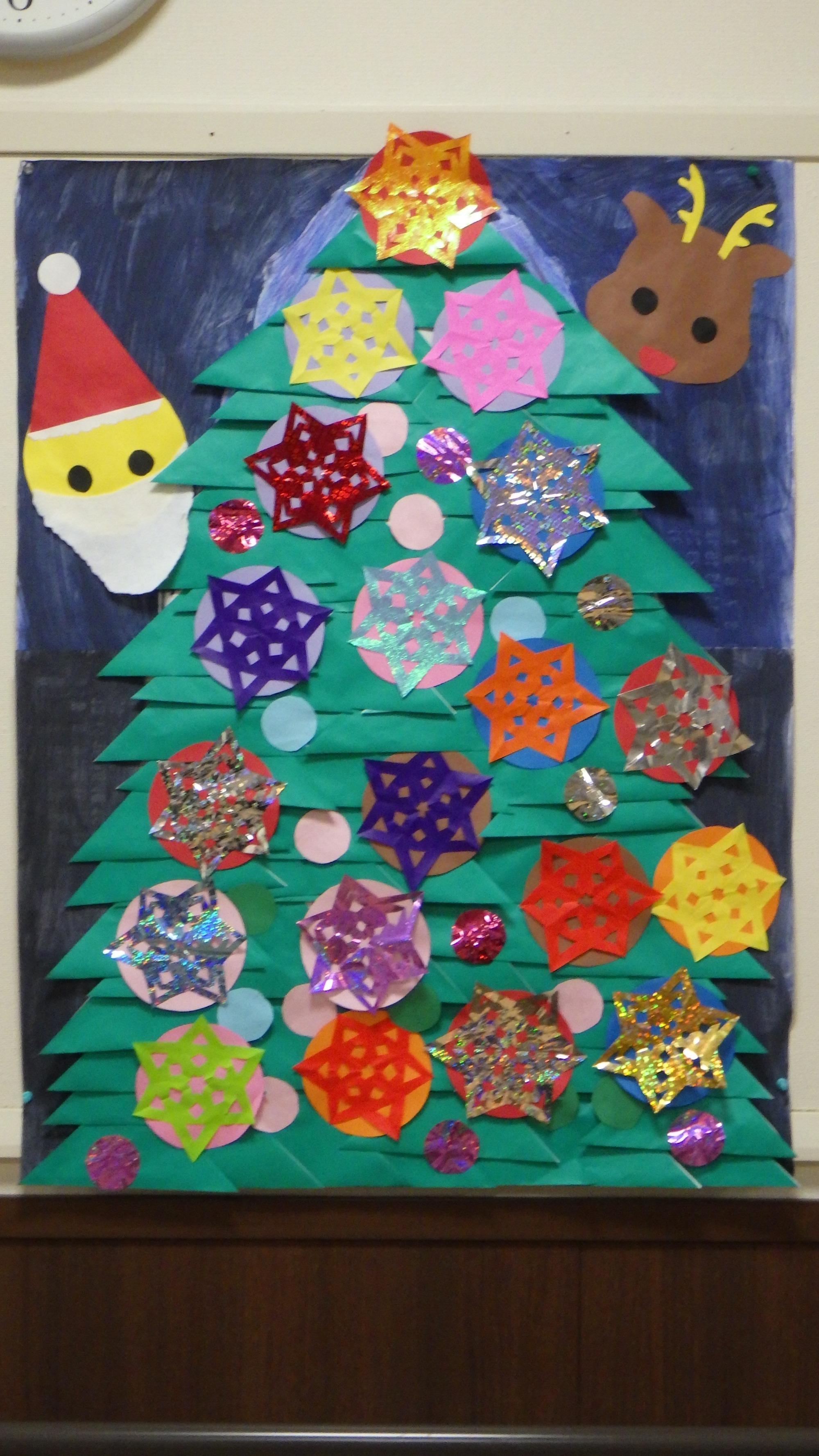 天井からの吊るし作品巨峰シャインマスカット